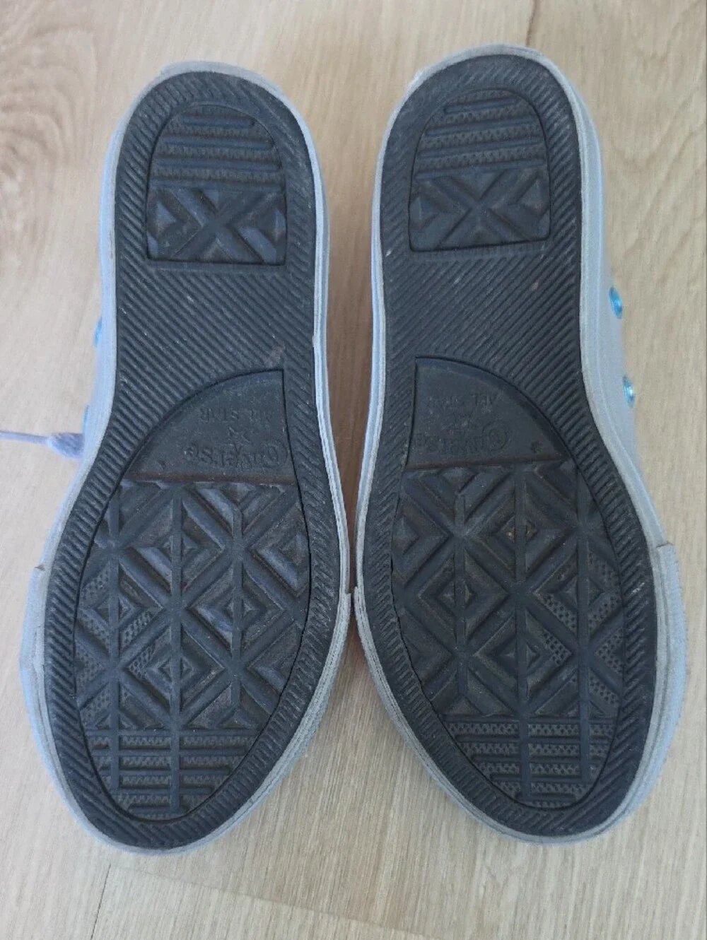 Converse Kids Chuck Taylor Leather Low Top Sneakers Grey Blue Iridescent Size 12